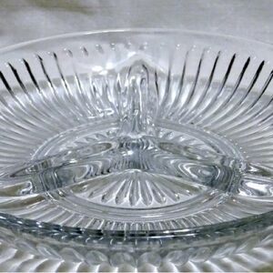 Vintage KIG Indonesia Clear 3-section Relish/Candy Glass Bowl/Tray/Plate